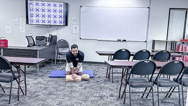 Basic-Life-Support-CPR-in-North-Calgary